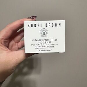 Bobbi Brown Vitamin Enriched Face Base